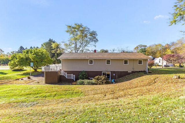 1308 N Howell Drive, Newark, OH 43055