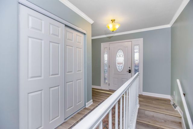 1308 N Howell Drive, Newark, OH 43055