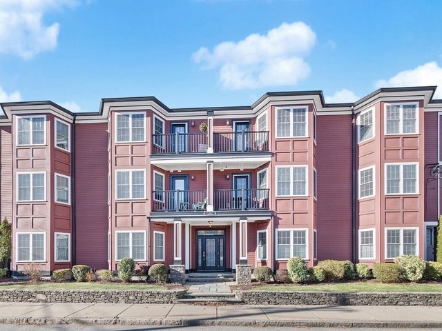 32 Common Street 2-3, Waltham, MA 02451