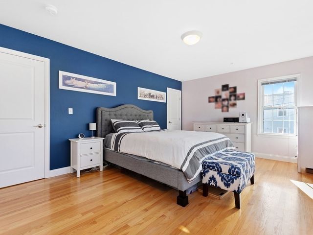 32 Common Street 2-3, Waltham, MA 02451