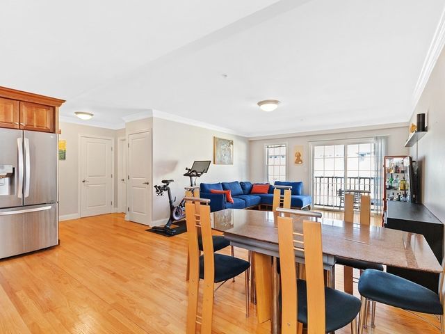 32 Common Street 2-3, Waltham, MA 02451