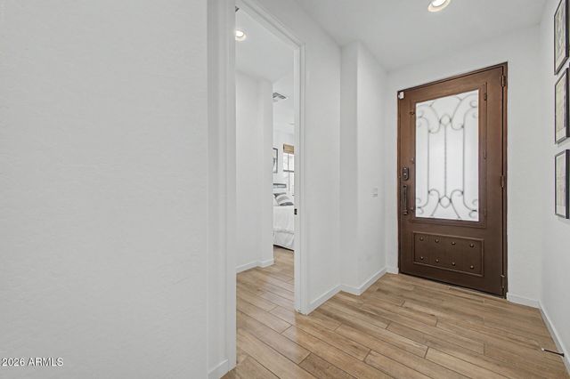819 E DEER CREEK Road, Phoenix, AZ 85048