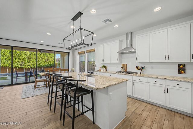 819 E DEER CREEK Road, Phoenix, AZ 85048