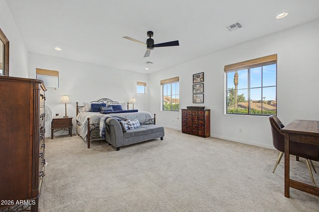819 E DEER CREEK Road, Phoenix, AZ 85048