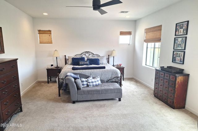819 E DEER CREEK Road, Phoenix, AZ 85048