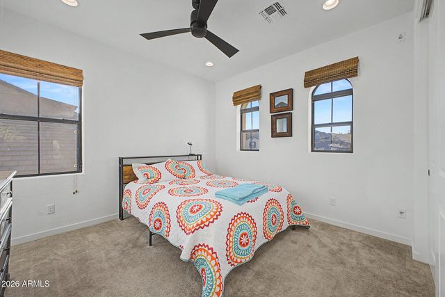 819 E DEER CREEK Road, Phoenix, AZ 85048