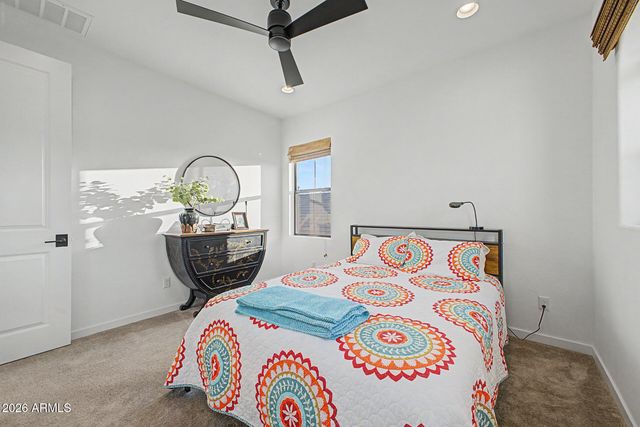 819 E DEER CREEK Road, Phoenix, AZ 85048