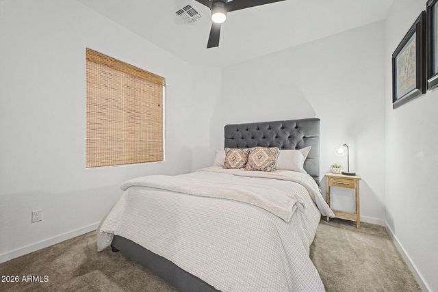 819 E DEER CREEK Road, Phoenix, AZ 85048
