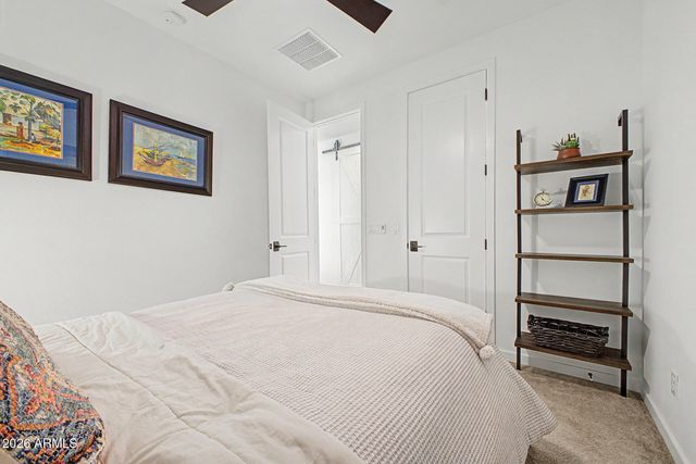 819 E DEER CREEK Road, Phoenix, AZ 85048