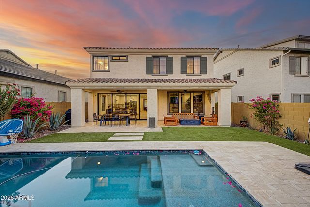 819 E DEER CREEK Road, Phoenix, AZ 85048