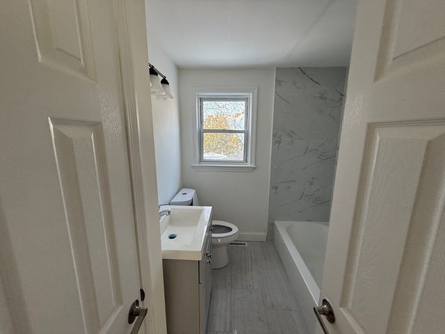 91 Lower East St, Dedham, MA 02026