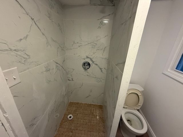 91 Lower East St, Dedham, MA 02026