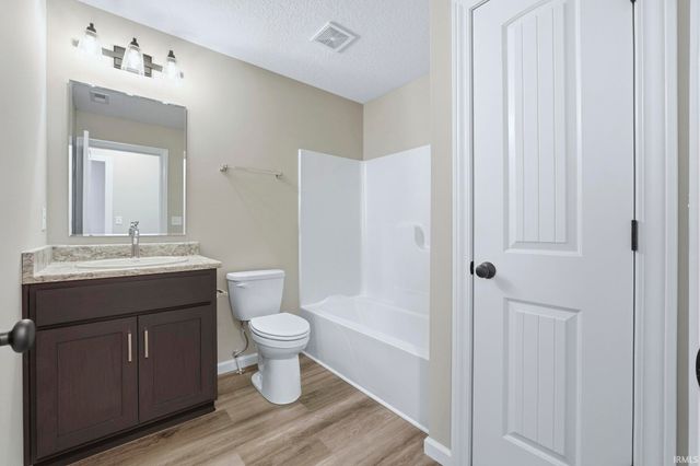 1455 Herdsman Boulevard, Huntertown, IN 46748