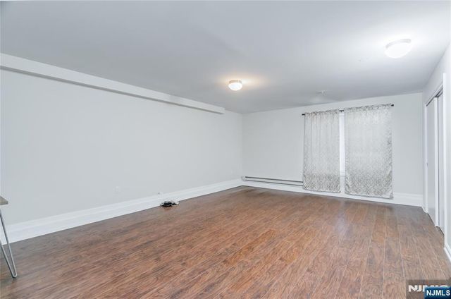 148 Oakwood Avenue A, Cliffside Park, NJ 07010
