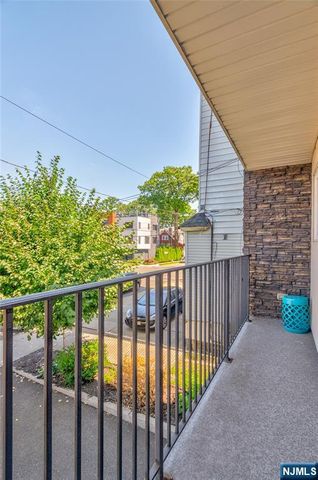 148 Oakwood Avenue A, Cliffside Park, NJ 07010