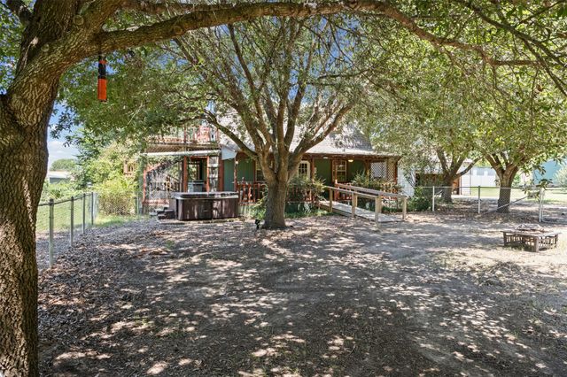 1109 SE County Road 3300, Kerens, TX 75144