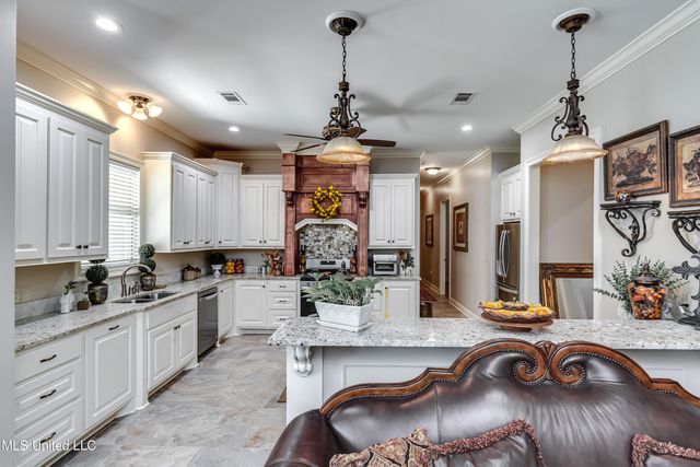 3926 Hwy 80, Brandon, MS 39042