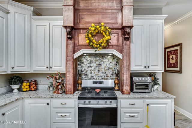 3926 Hwy 80, Brandon, MS 39042