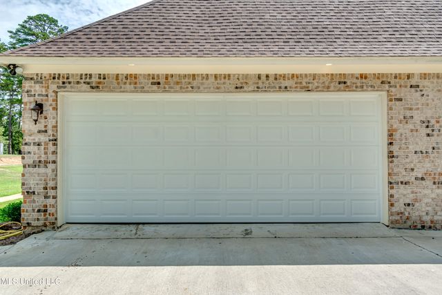 3926 Hwy 80, Brandon, MS 39042