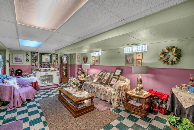 1582 Chandler Avenue, Lincoln Park, MI 48146