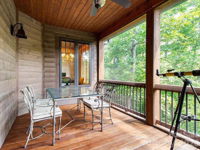600 White Water Way, Marshall, NC 28753