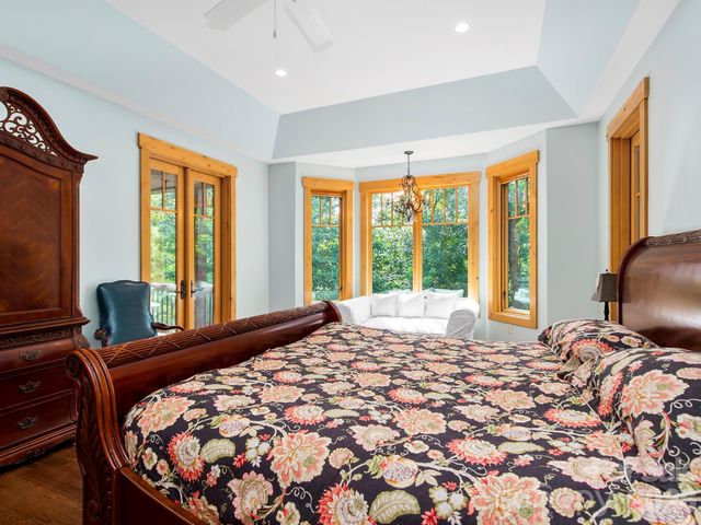 600 White Water Way, Marshall, NC 28753