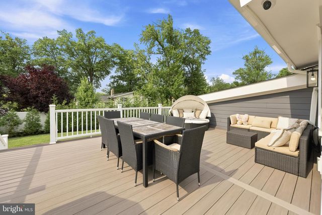 14 HEDGEROW CT, Haddon Township, NJ 08107