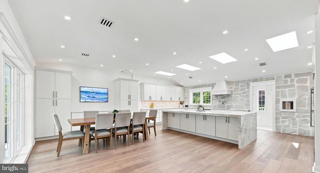 14 HEDGEROW CT, Haddon Township, NJ 08107
