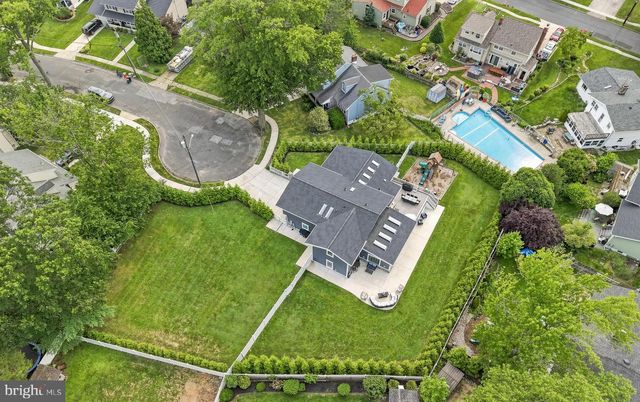 14 HEDGEROW CT, Haddon Township, NJ 08107
