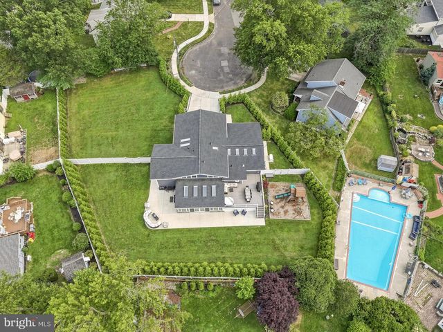 14 HEDGEROW CT, Haddon Township, NJ 08107