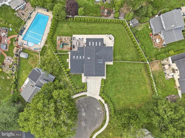 14 HEDGEROW CT, Haddon Township, NJ 08107