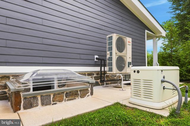 14 HEDGEROW CT, Haddon Township, NJ 08107