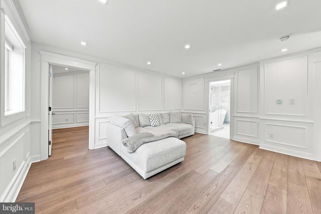 14 HEDGEROW CT, Haddon Township, NJ 08107