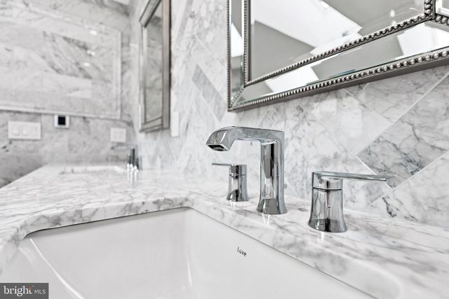 14 HEDGEROW CT, Haddon Township, NJ 08107