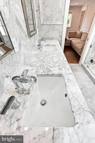 14 HEDGEROW CT, Haddon Township, NJ 08107