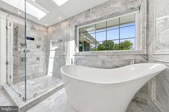 14 HEDGEROW CT, Haddon Township, NJ 08107