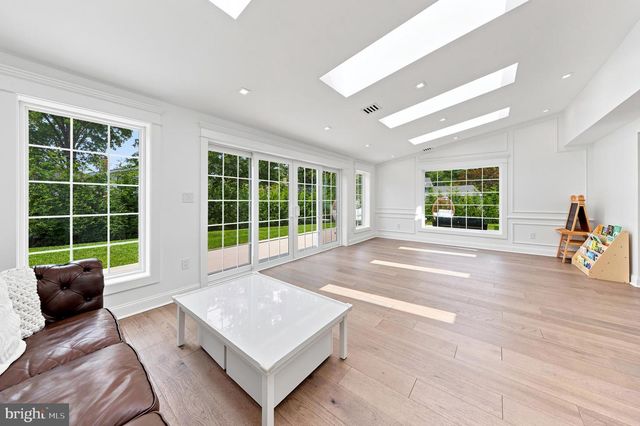 14 HEDGEROW CT, Haddon Township, NJ 08107