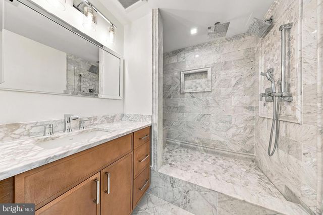 14 HEDGEROW CT, Haddon Township, NJ 08107