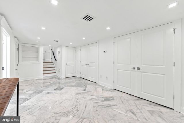 14 HEDGEROW CT, Haddon Township, NJ 08107
