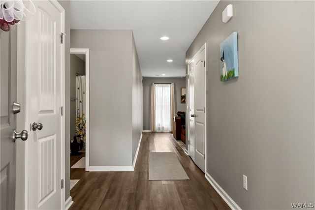 16010 Lake Hills, Northport, AL 35475