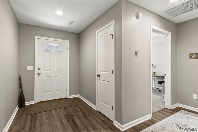 16010 Lake Hills, Northport, AL 35475