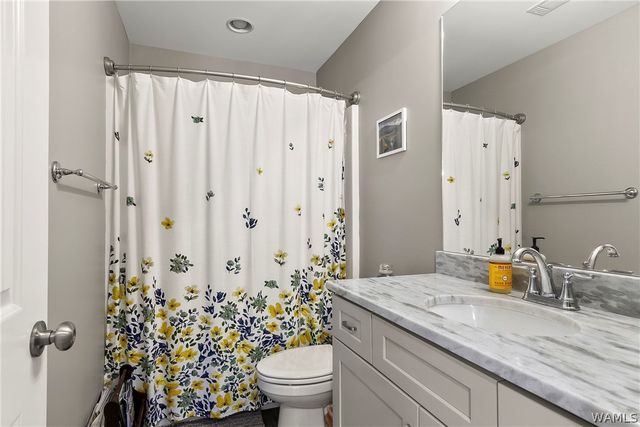 16010 Lake Hills, Northport, AL 35475