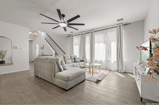 9329 TRESTLE CRK, San Antonio, TX 78254