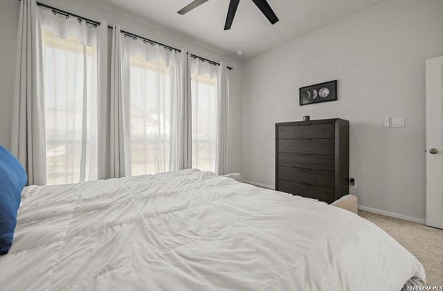 9329 TRESTLE CRK, San Antonio, TX 78254