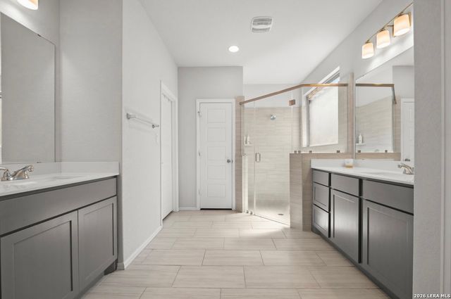 9329 TRESTLE CRK, San Antonio, TX 78254