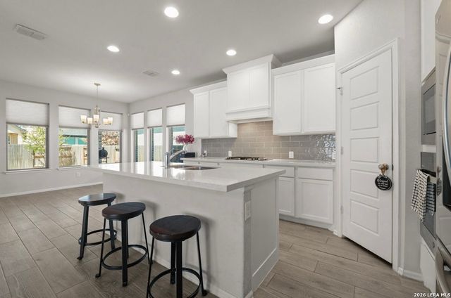9329 TRESTLE CRK, San Antonio, TX 78254