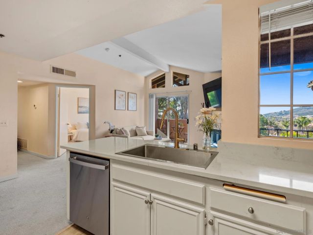 17161 Alva Rd 2128, San Diego, CA 92127