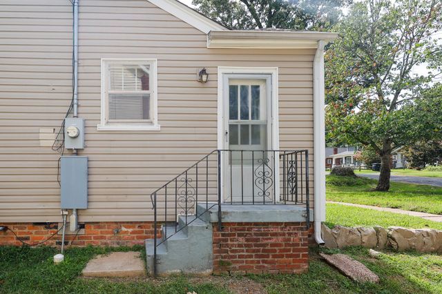 2832 Clark Street, Paducah, KY 42001