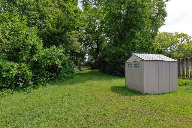 2832 Clark Street, Paducah, KY 42001