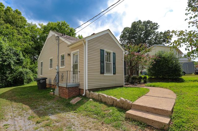 2832 Clark Street, Paducah, KY 42001